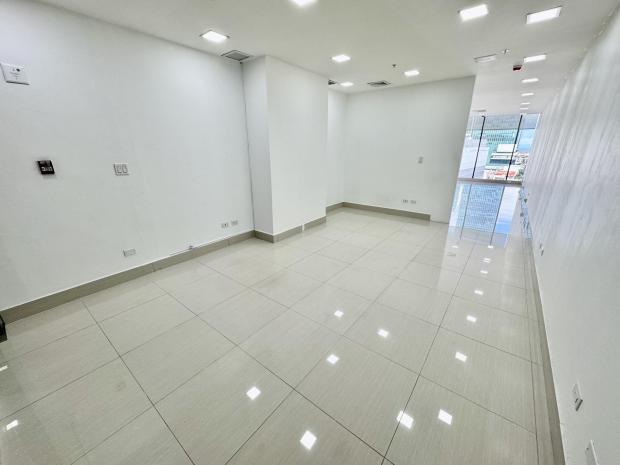 RBS TOWER OFFICE 1002A, 56 M² WITH PUNTA PACIFICA VIEWS
