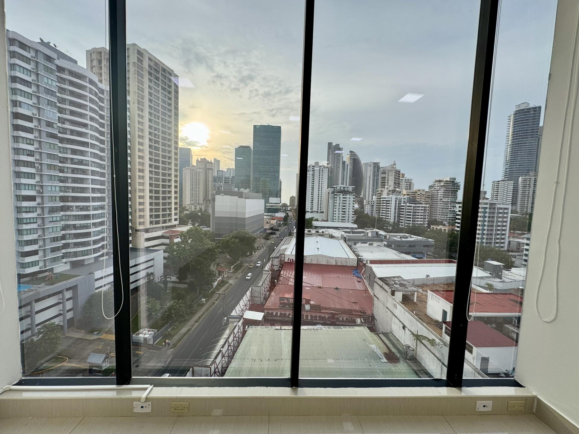 PAITILLA RBS TOWER BUSINESS SPACE FOR RENT 1002A 56m2