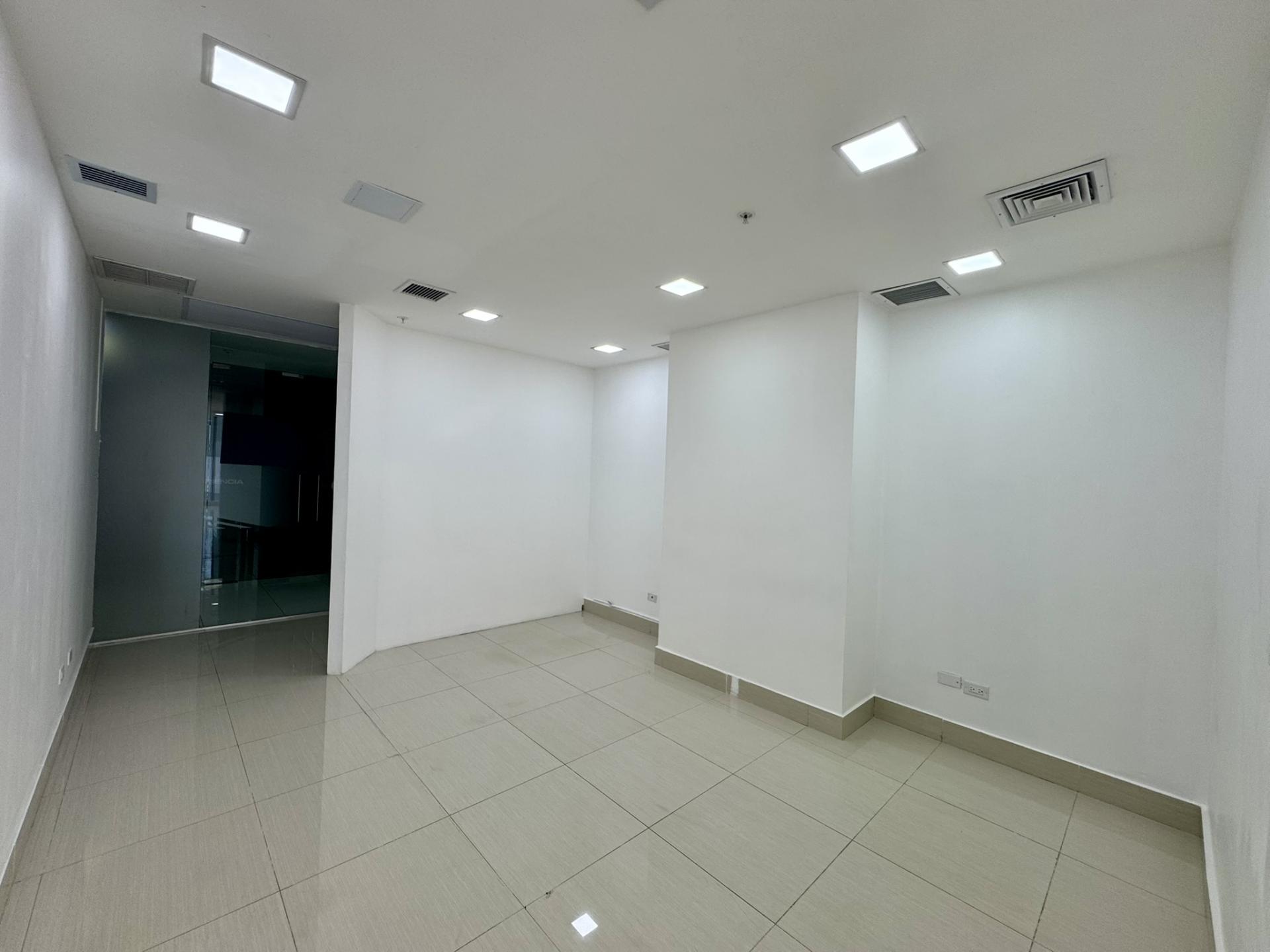 PAITILLA RBS TOWER BUSINESS SPACE FOR RENT 1002A 56m2