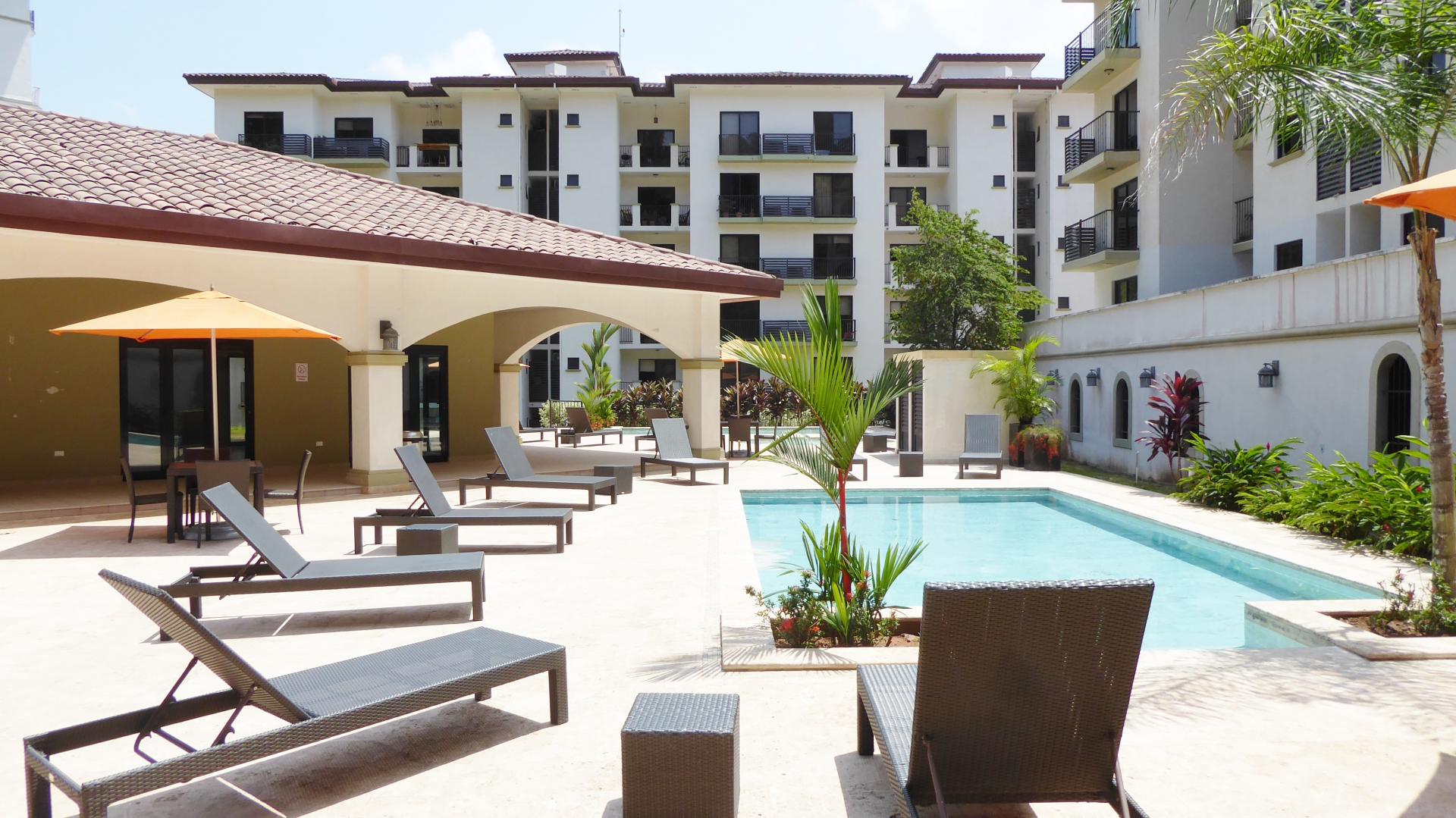 CLAYTON, APARTAMENTO EN EMBASSY VILLAGE, PANAMA