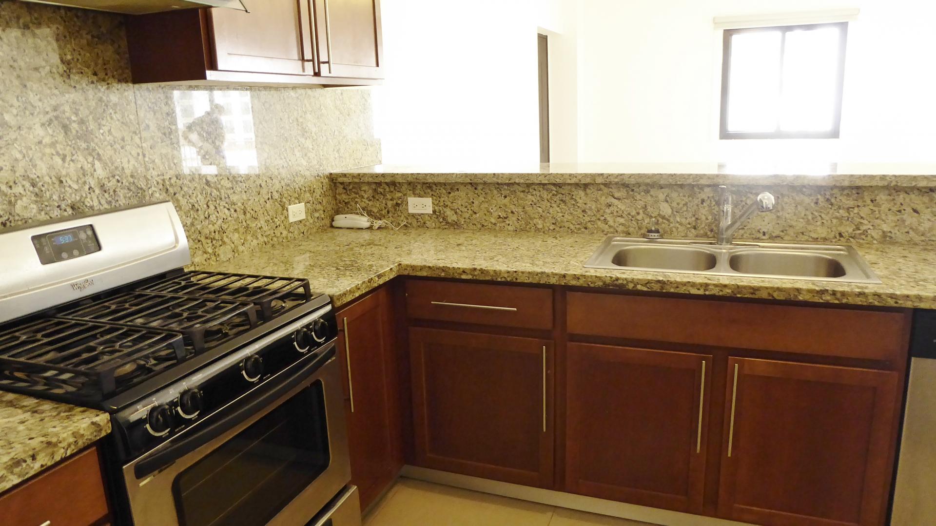 CLAYTON, APARTAMENTO EN EMBASSY VILLAGE, PANAMA