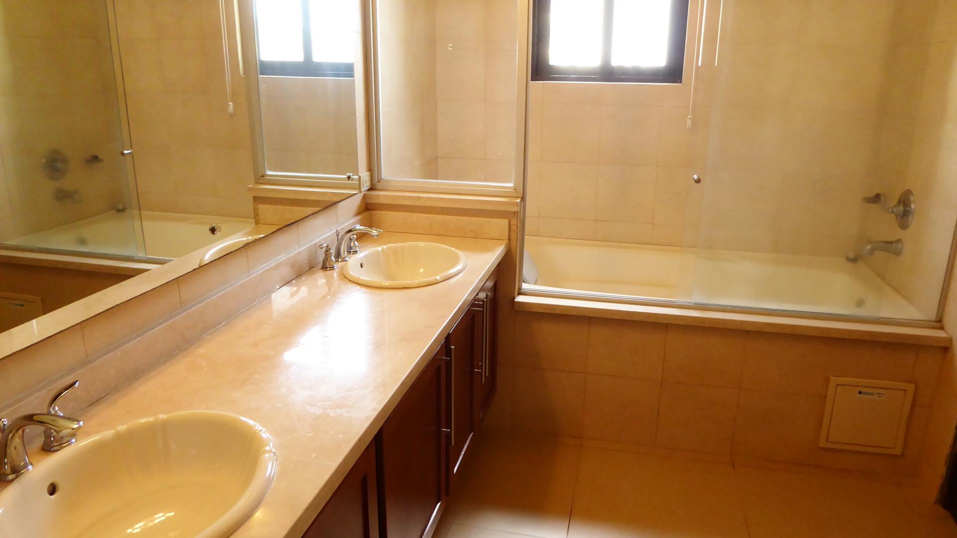 CLAYTON, APARTAMENTO EN EMBASSY VILLAGE, PANAMA