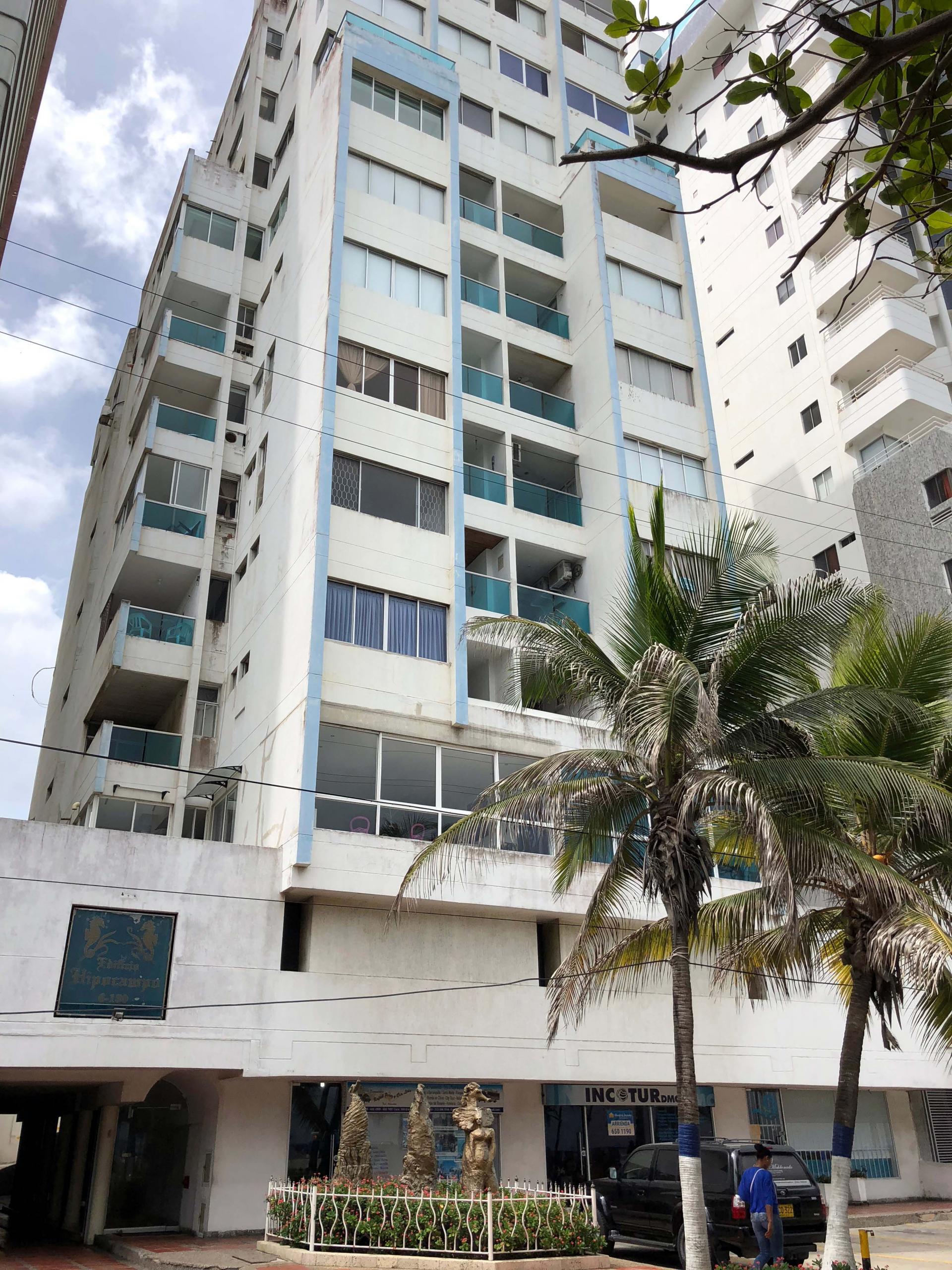 CARTAGENA - Bocagrande - Beach Front - Charming and affordable  2 bedroom apartment
