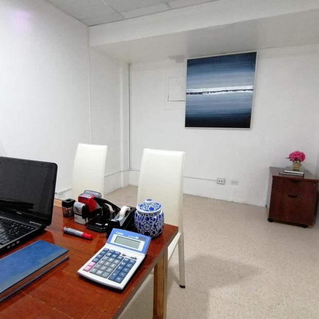 CENTRO COMERCIAL PLAZA PAITILLA OFFICE FOR RENT 48C