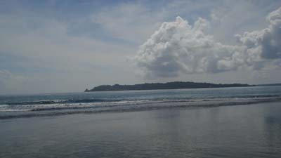 ISLA COLON, BOCAS DEL TORO, PANAMA, MOUNTAIN PROPERTY WITH OCEANFRONT, FOR SALE