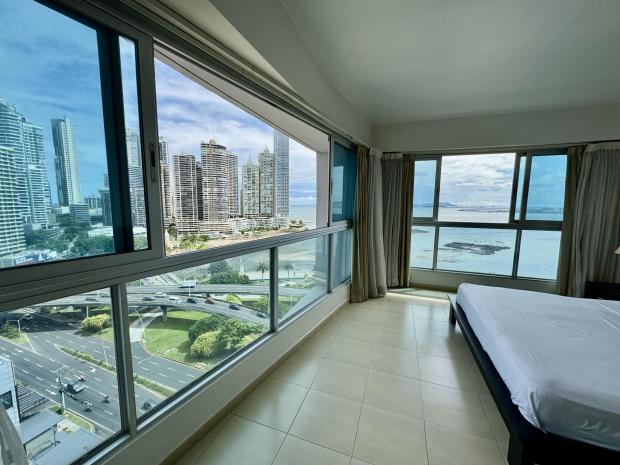 GRANDBAY TOWER, 1 BEDROOM APARTMENT FOR RENT WITH DIRECT OCEAN VIEWS