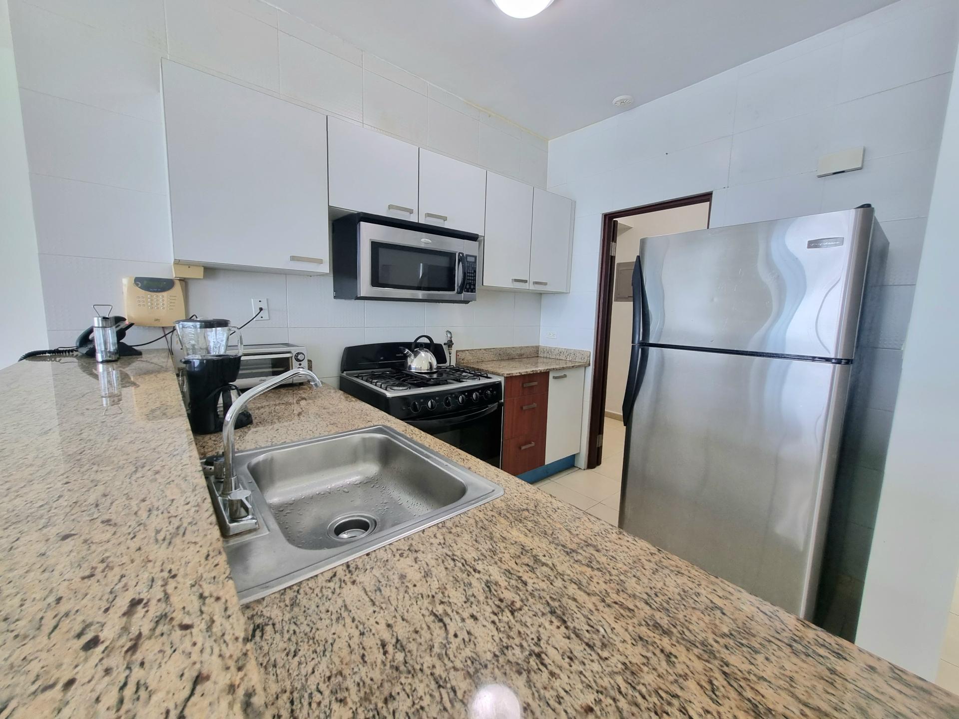 PANAMA CITY AVENIDA BALBOA GRANDBAY 1 BDRM BAY VIEW