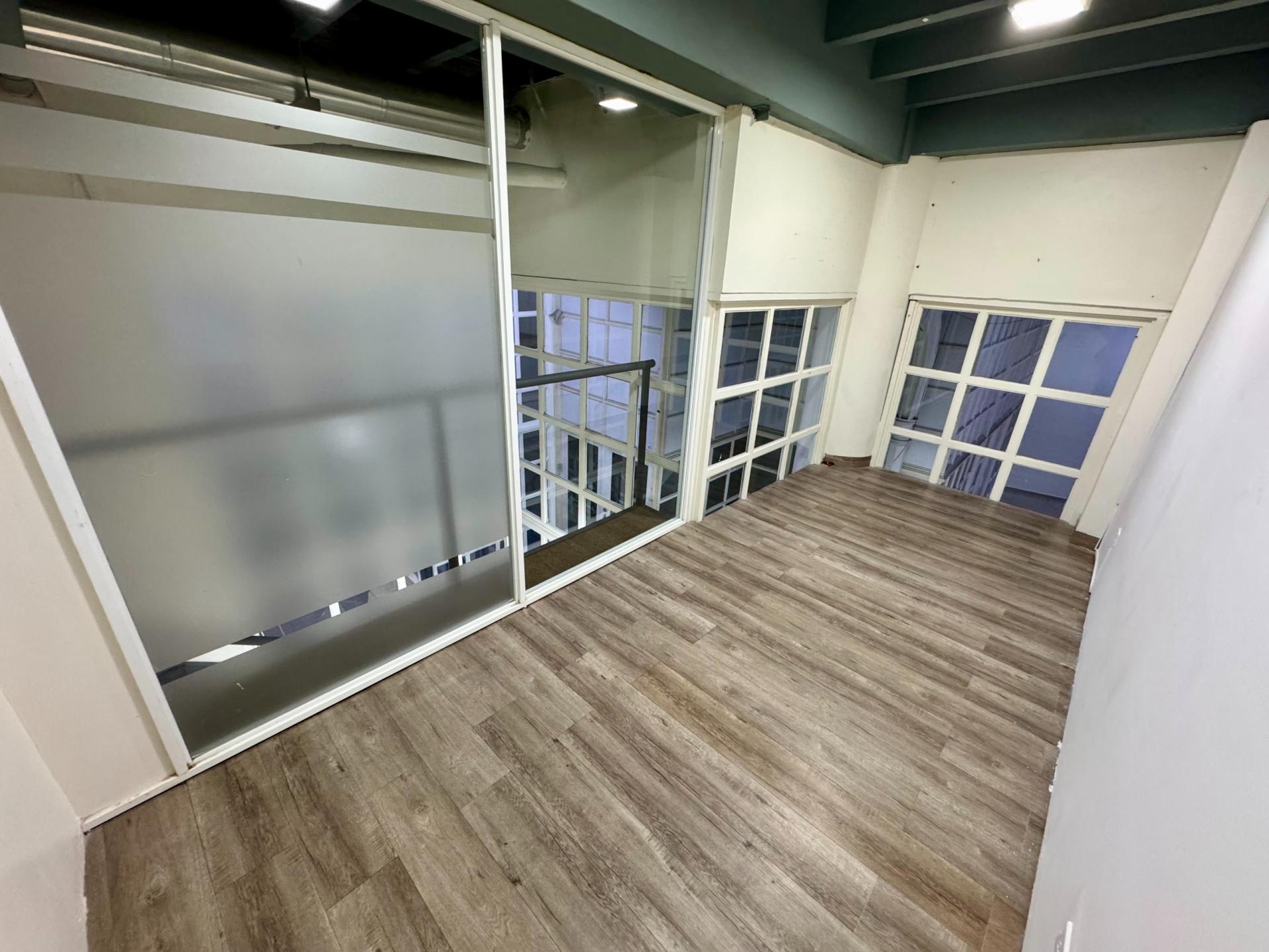 PANAMA PLAZA PAITILLA OFFICE FOR RENT 33D2 6.44 m2