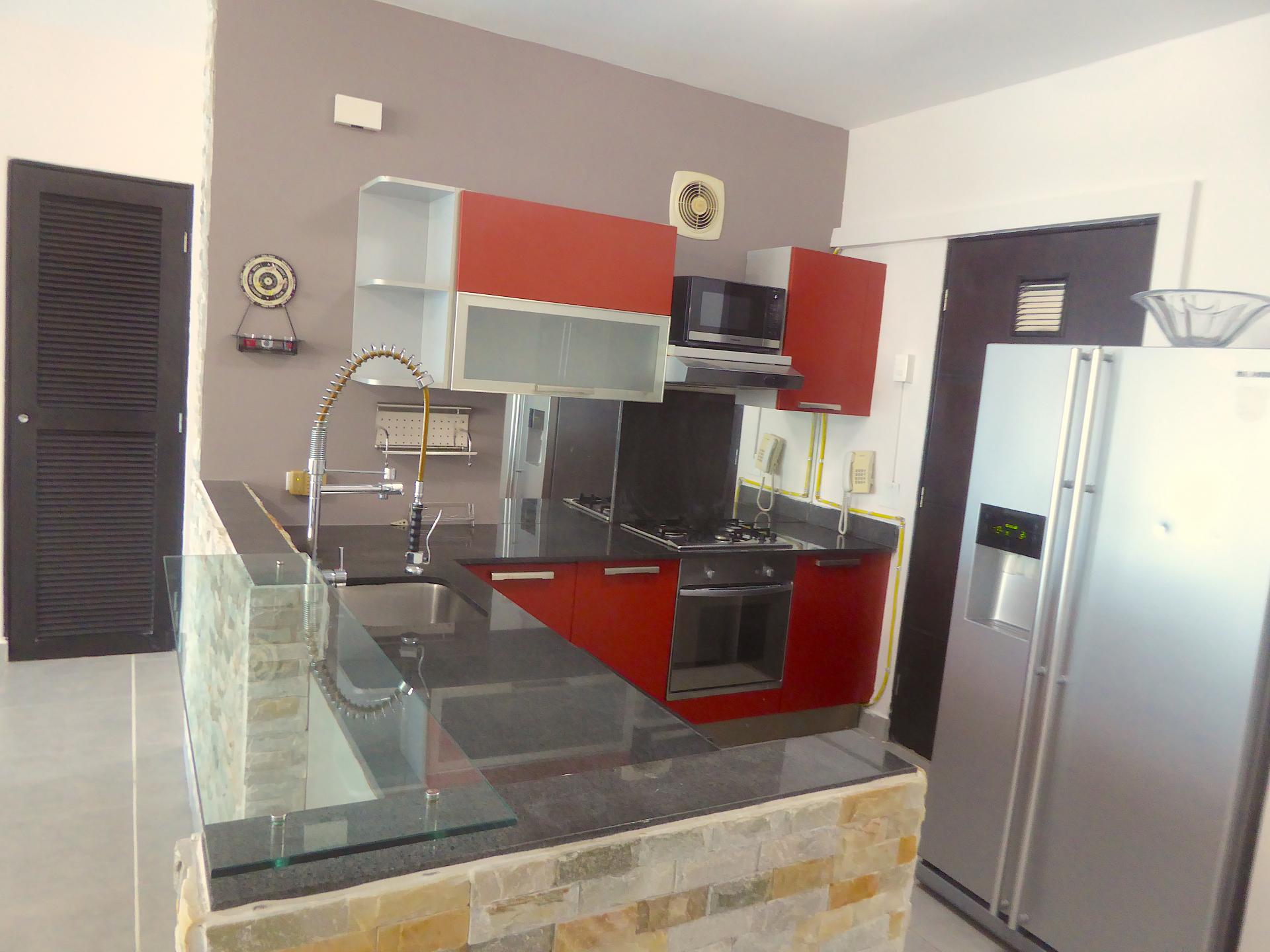 DESTINY OCEAN FRONT 2 BED CONDO RENTAL