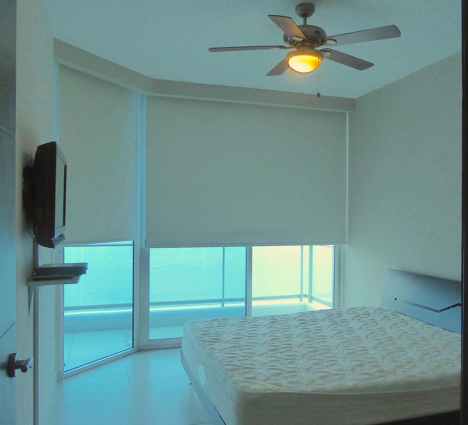 DESTINY OCEAN FRONT 2 BED CONDO RENTAL