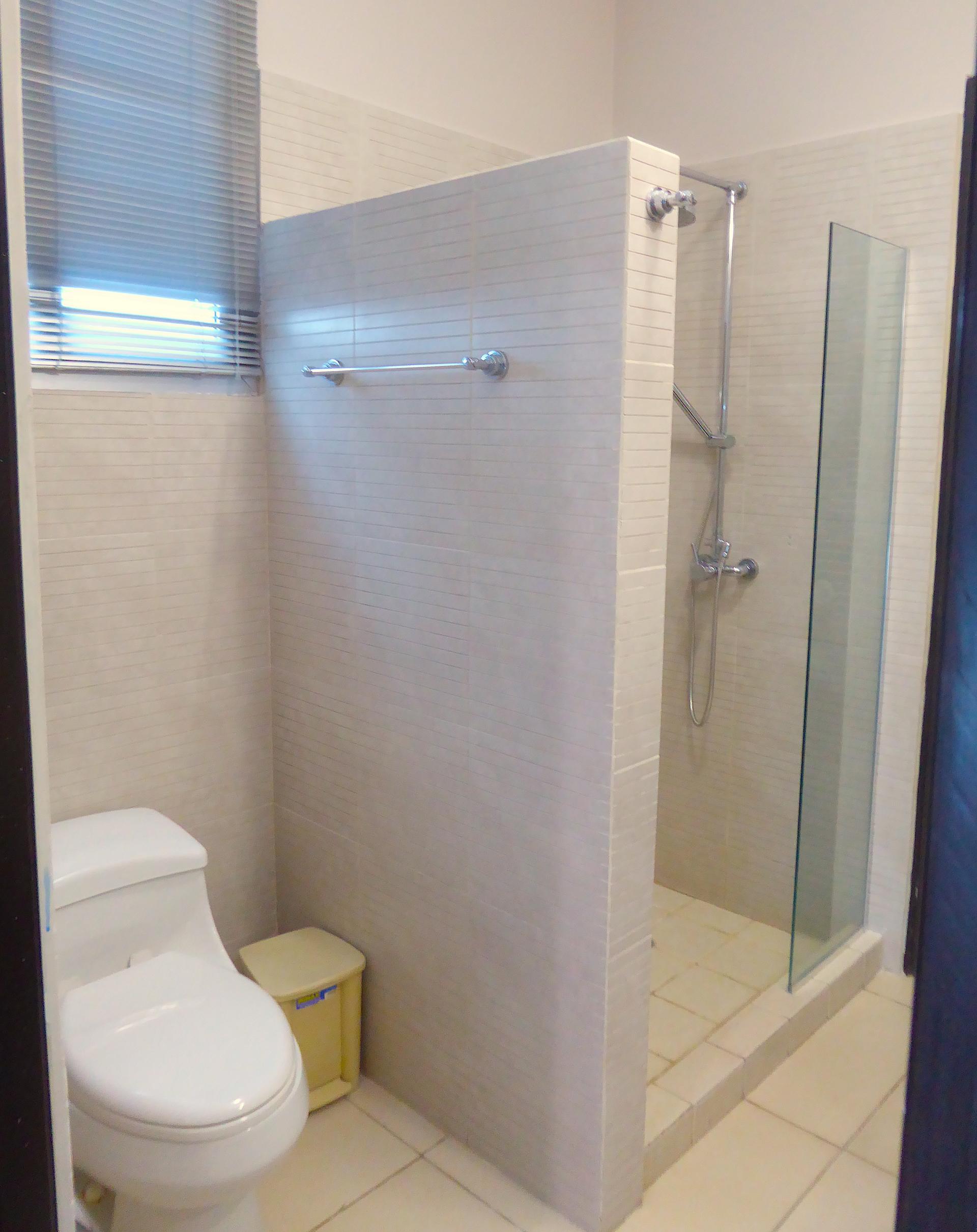DESTINY OCEAN FRONT 2 BED CONDO RENTAL
