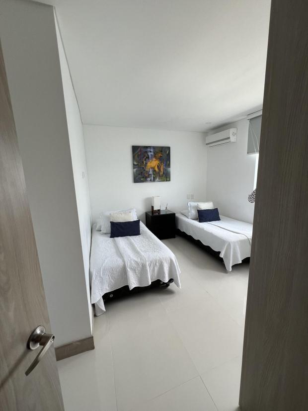 Cartagena El Laguito new 3 bedroom oceanfront condo