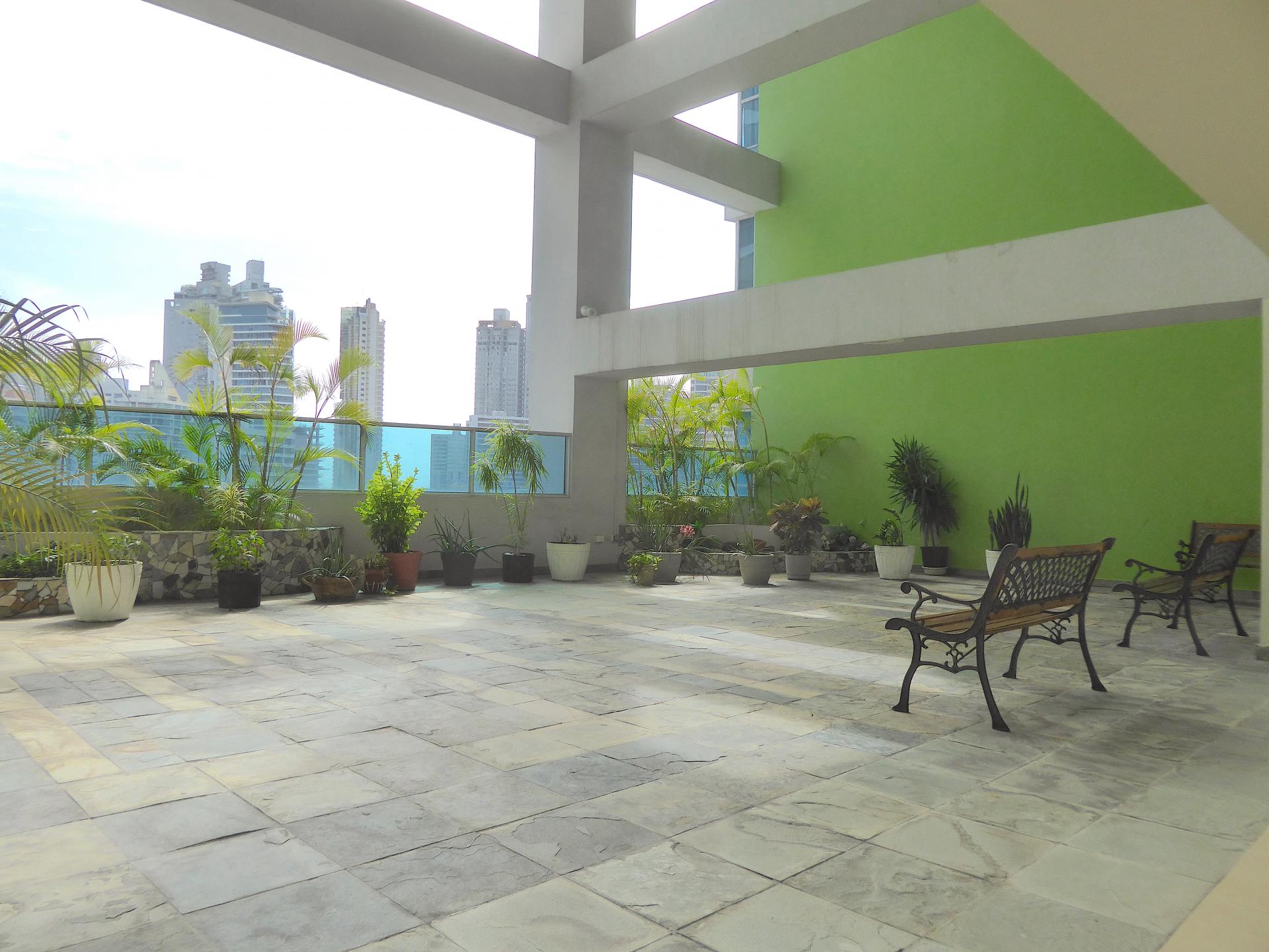 GRANDBAY ONE BEDROOM APARTMENT FOR SALE