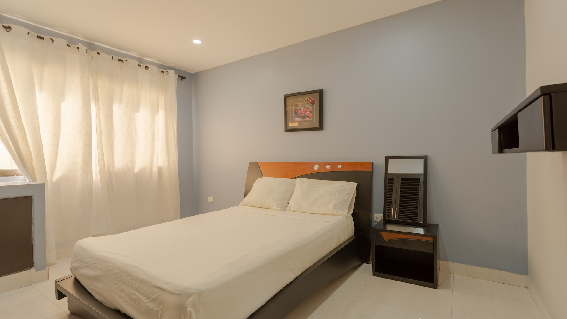 CARTAGENA – Bocagrande Ocean Front – Affordable 3 bedroom