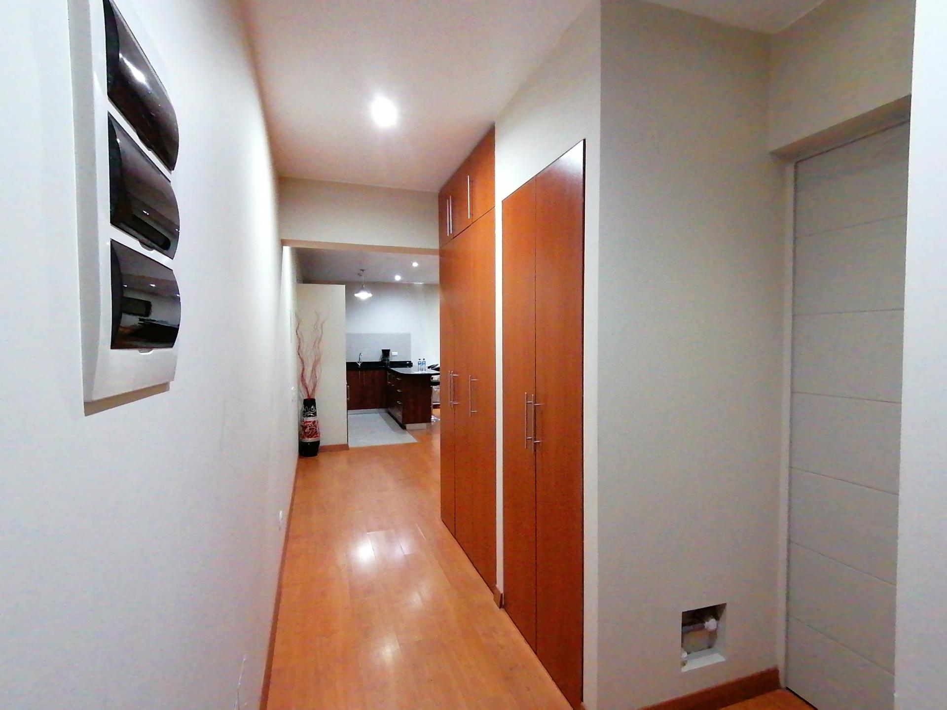 LIMA MIRAFLORES 1BEDROOM APARTMENT WITH BALCONY  FOR SALE