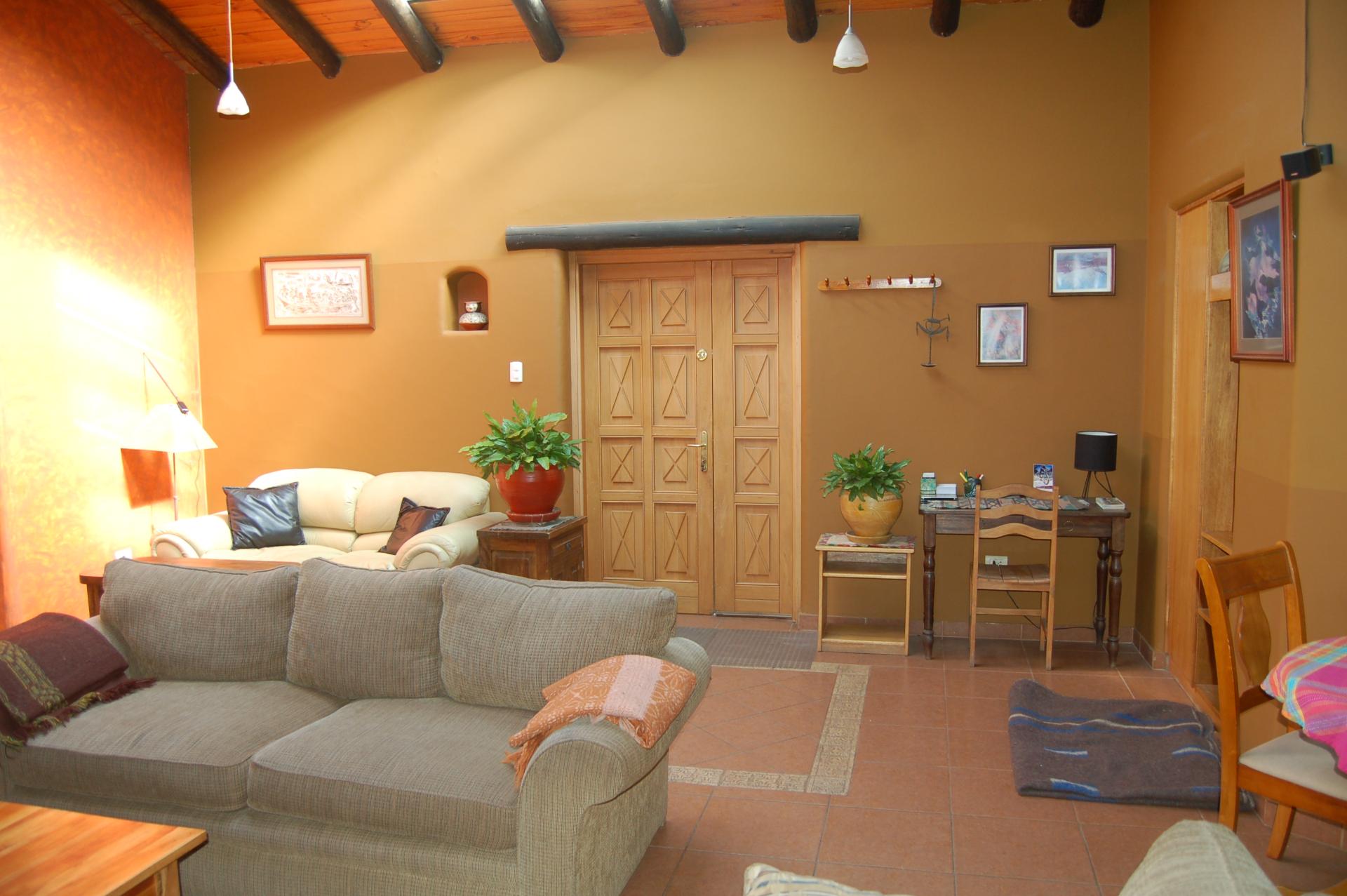 Andean Spectacular Eco-lodge, Huaraz, Perú - Great value at $1.35 million.