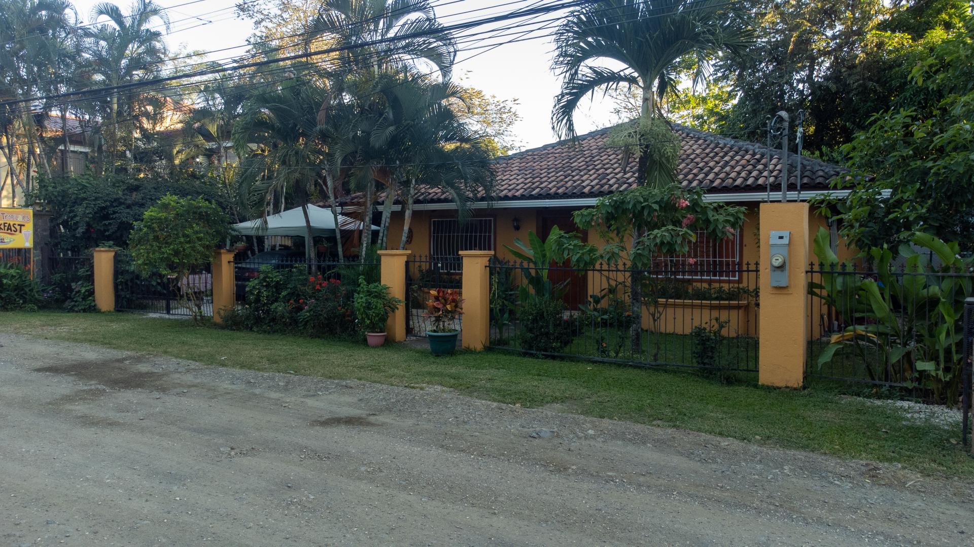 Casa Linda, 3 Bedroom House in Potrero Beach Near Flamingo Marina For $350,000