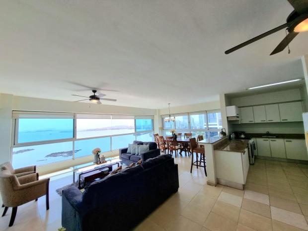 APPARTEMENT EXCLUSIF EN BORD DE MER À PANAMA CITY, GRANDBAY TOWER, T2 SUR L'AVENIDA BALBOA