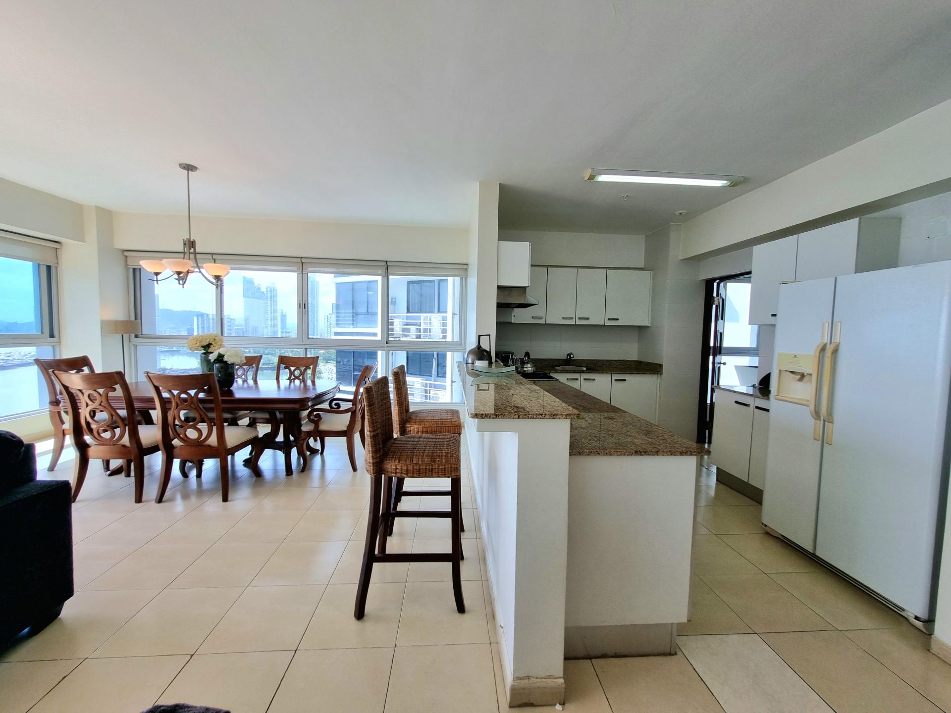 EXCLUSIVE SEAFRONT CONDO IN PANAMA CITY  GRANDBAY TOWER 1 BDR ON AVENIDA BALBOA