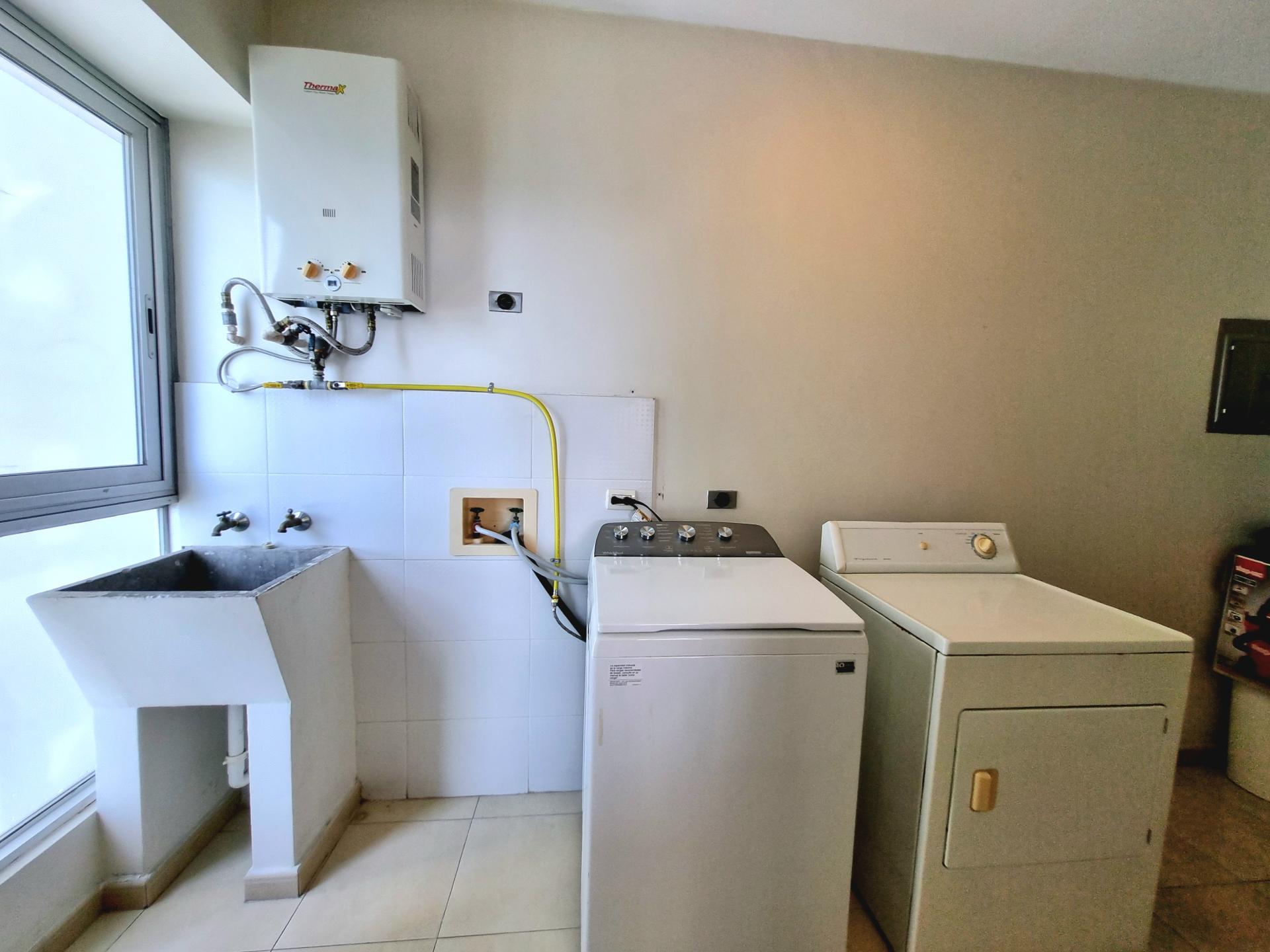 EXCLUSIVE SEAFRONT CONDO IN PANAMA CITY  GRANDBAY TOWER 1 BDR ON AVENIDA BALBOA