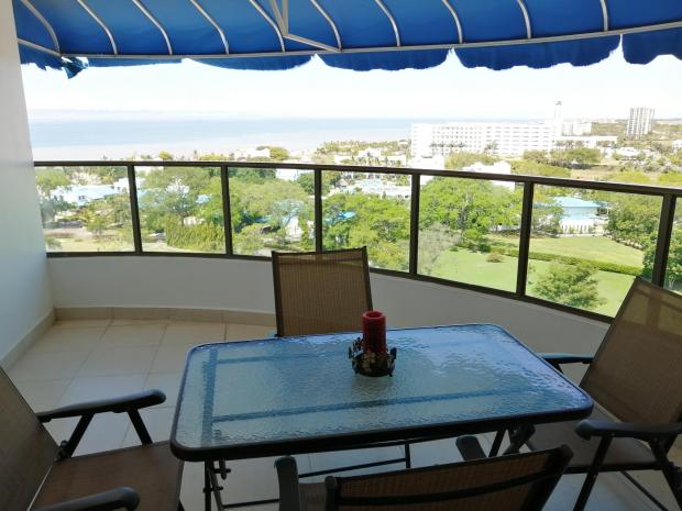 BALCONES PLAYA BLANCA WATERFRONT APARTMENT 3 BEDROOMS  3 BATHS 132M2 FOR SALE