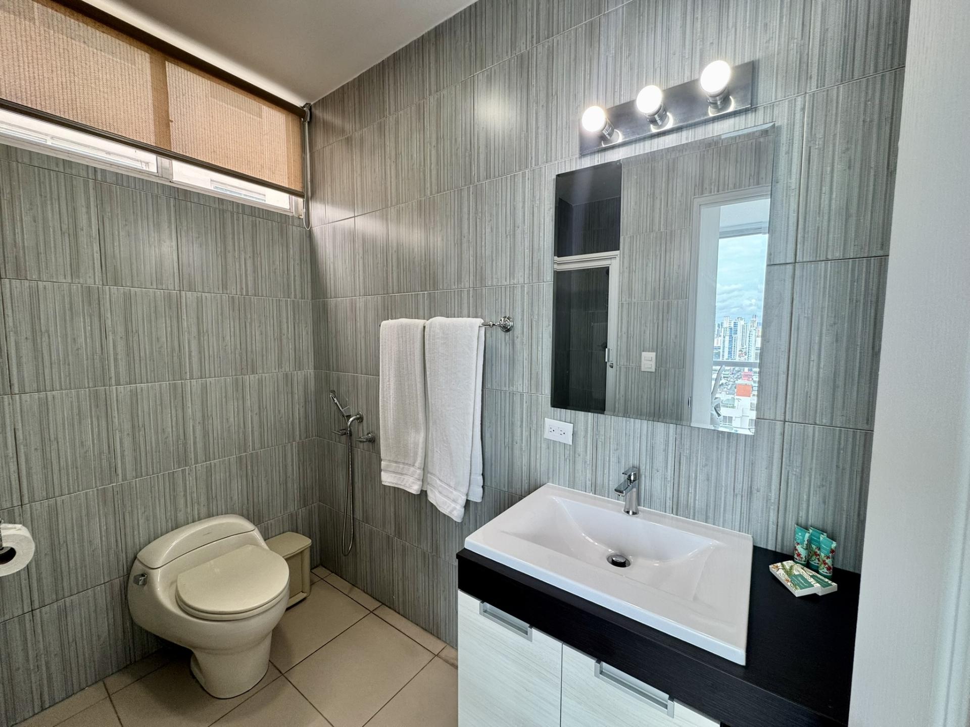 PANAMA SAN FRANCISCO MET 1 APARTMENT WITH 2 BED AND BALCONY FOR SALE