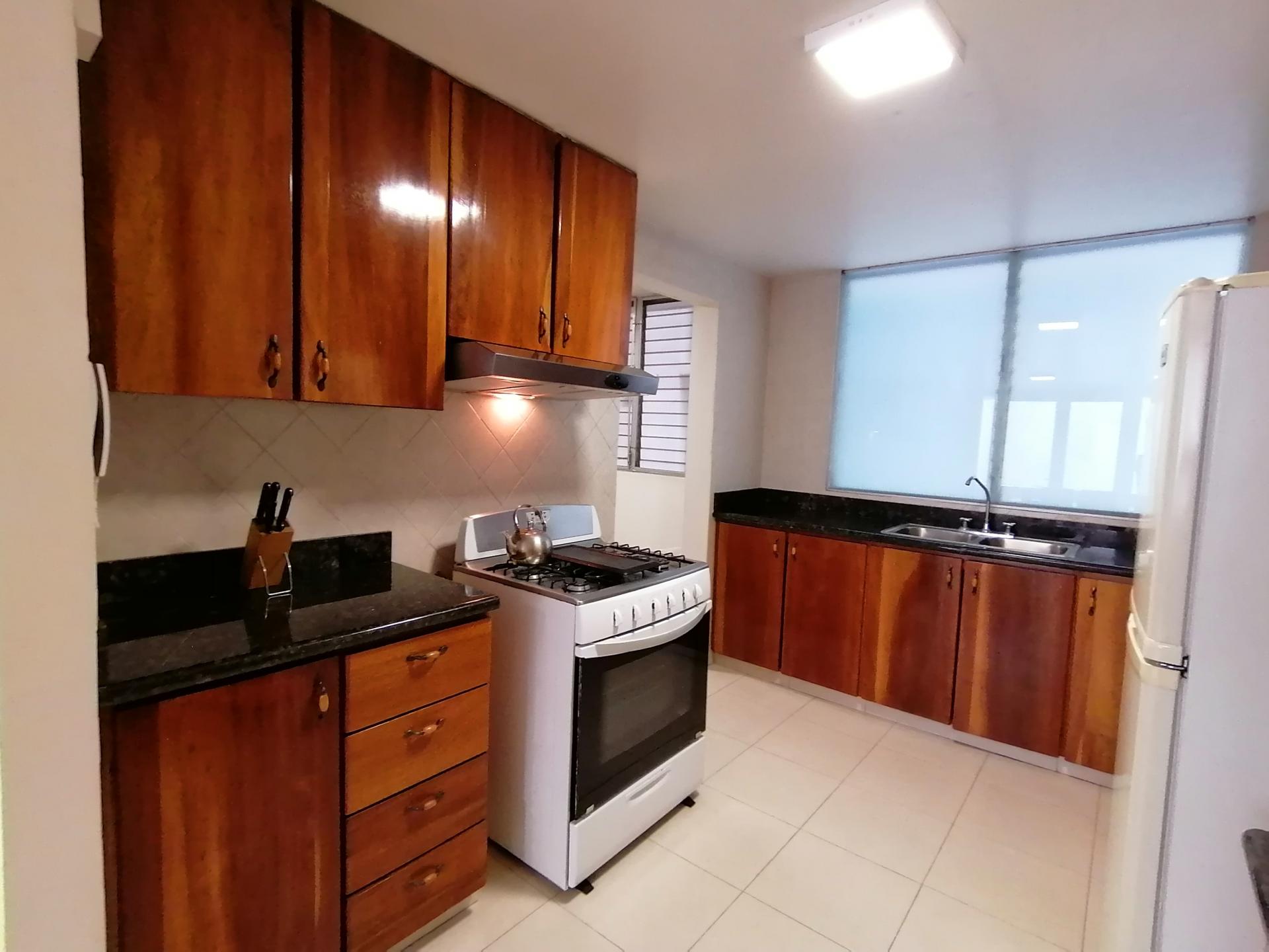 CALLE URUGAY PANAMA  TWIN TOWERS  APARTAMENTO 2B EN VENTA