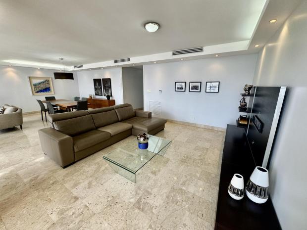 280 m² Premium Apartment for Sale at PH Los Delfines