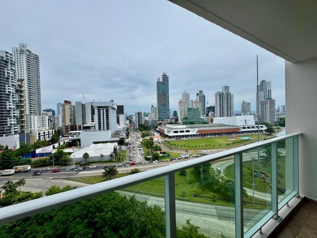 ELEGANTE APARTAMENTO AMOBLADO EN PH TERRAMAR VÍA ISRAEL