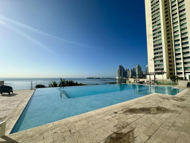 BALCONY WITH CITY VIEW - TERRAMAR