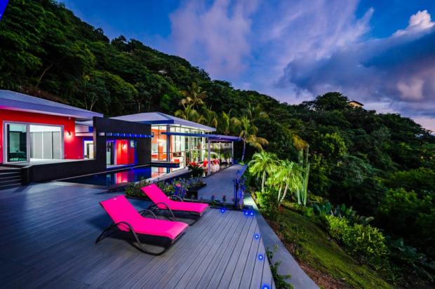 Modern house in Playa Pietra with ocean view