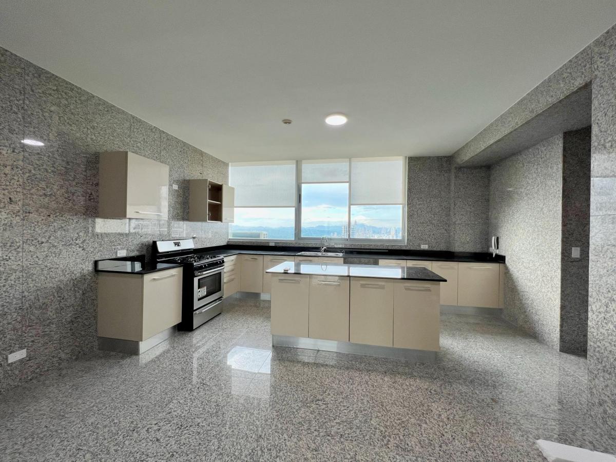 ELEGANTE PENTHOUSE PH ALLURE AT THE PARK, AV. BALBOA, VISTA AL MAR, 4 HAB