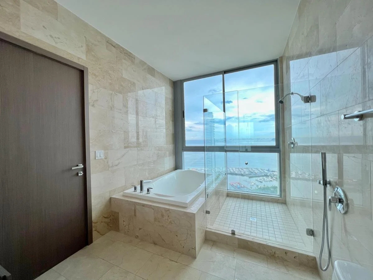 ELEGANTE PENTHOUSE PH ALLURE AT THE PARK, AV. BALBOA, VISTA AL MAR, 4 HAB