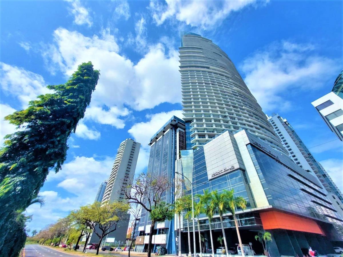 LUJO Y SOFISTICACIÓN PENTHOUSE AMOBLADO YACHT CLUB AV BALBOA 3 HAB PISCINA PRIVADA