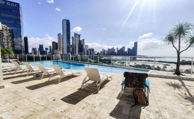 PENTHOUSE PH WHITE AV BALBOA 3 BDR SEA VIEW