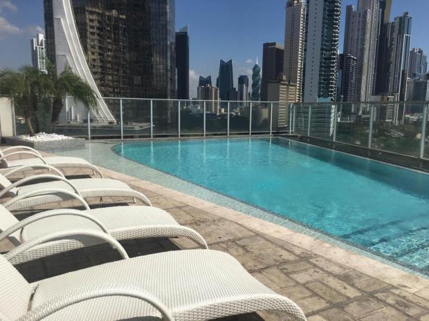 PENTHOUSE PH WHITE AV BALBOA 3 BDR SEA VIEW