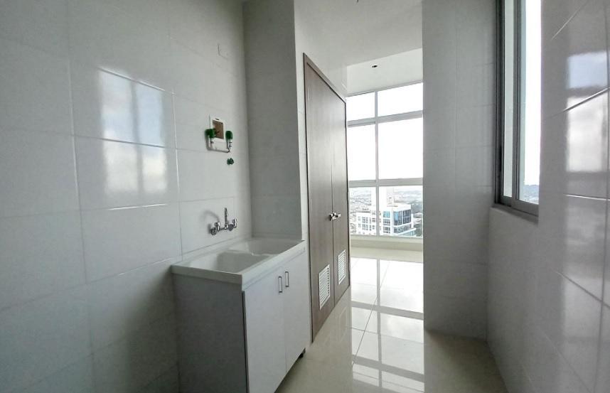 PENTHOUSE EN BELLA VISTA, PH COSTANERA, 4 HAB, VISTA AL MAR, A ESTRENAR
