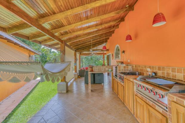 2 Bedroom Home In Gated Community, 800 Meters Away From The Beach