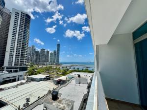 BAYFRONT, OCEANVIEW CONDO FOR SALE – PRIME AVENIDA BALBOA LOCATION WITH STUNNING VIEWS