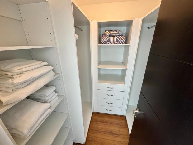 BAYFRONT, OCEANVIEW CONDO FOR SALE – PRIME AVENIDA BALBOA LOCATION WITH STUNNING VIEWS