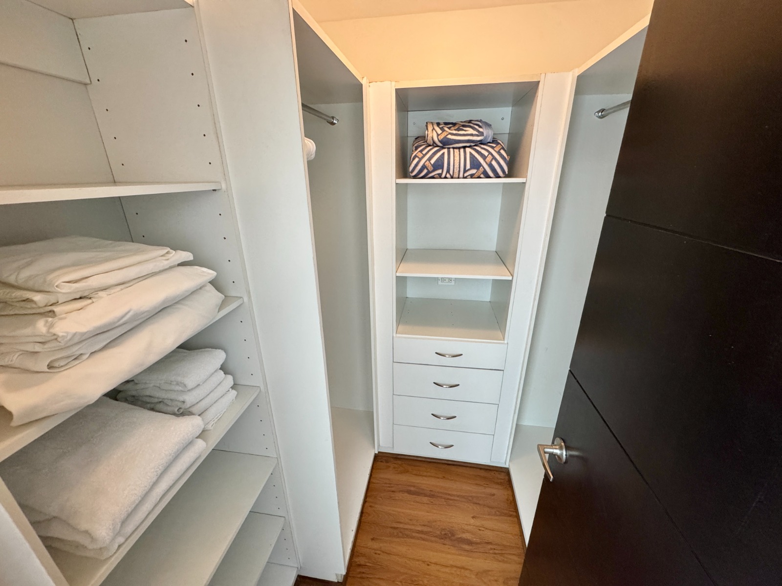 Apartment for Sale Bayfront Tower Avenida Balboa Panama