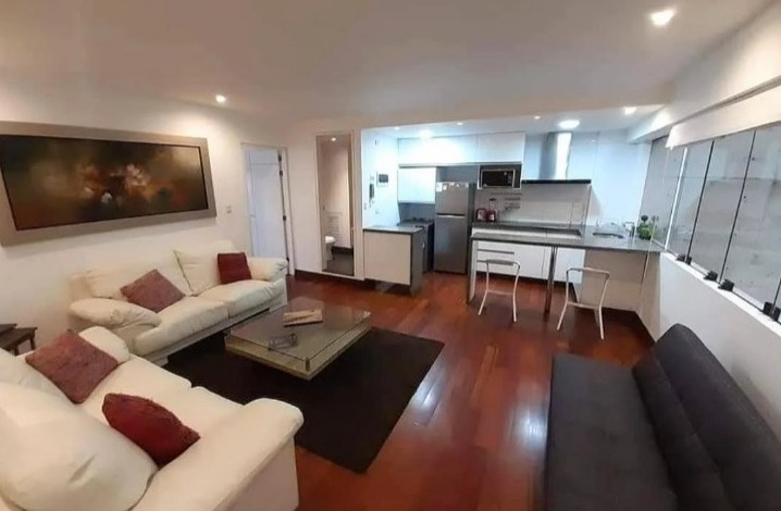 Beautiful apartment in Miraflores, Pardo Av.