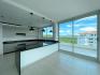 LUXURY PENTHOUSE / CLAYTON PARK