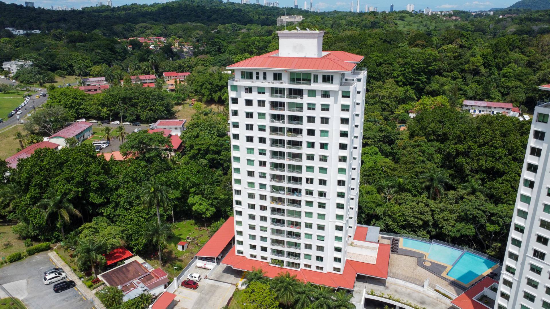 LUXURY PENTHOUSE  EN  CLAYTON PARK