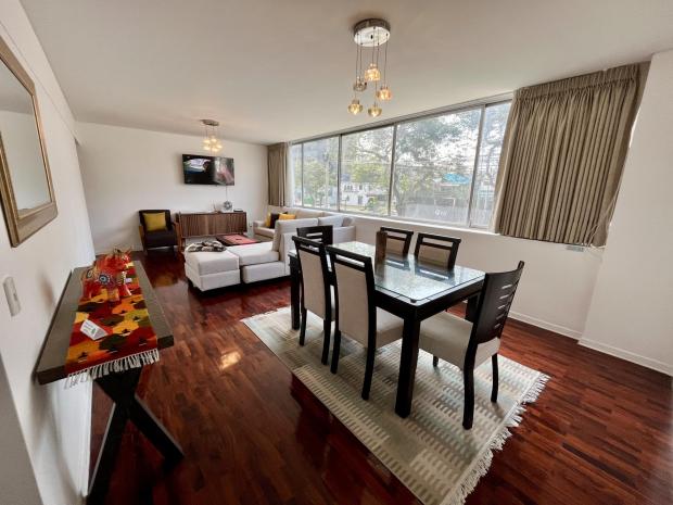 FAMILY APARTMENT IN THE HEART OF MIRAFLORES 3BED 3BATHS LOW FLOOR