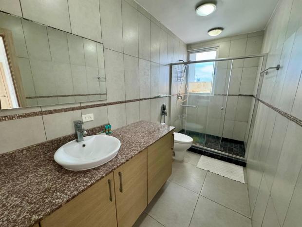 APPARTEMENT MODERNE À LOUER DANS LA PH MOON TOWER – COCO DEL MAR