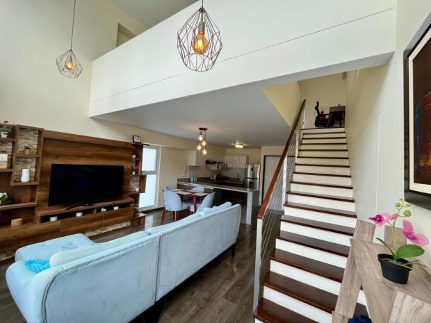 Élégant duplex 1 chambre à Miraflores avec fenêtres insonorisées à vendre