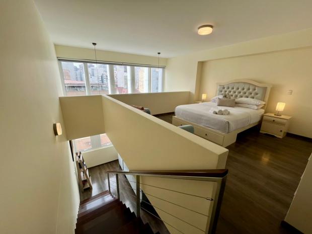 Élégant duplex 1 chambre à Miraflores avec fenêtres insonorisées à vendre