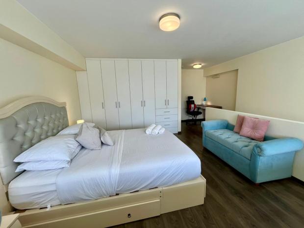 Élégant duplex 1 chambre à Miraflores avec fenêtres insonorisées à vendre