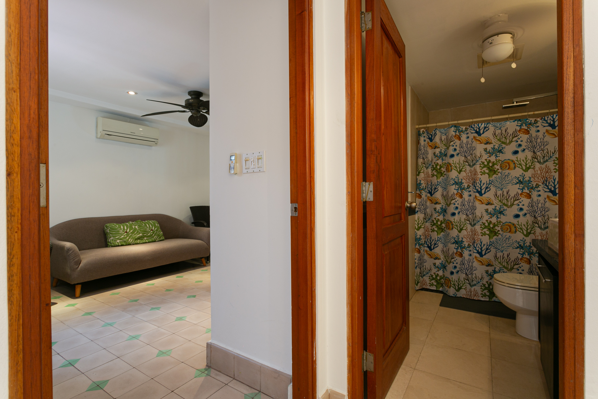 PH CUATRO CASAS, IN CASCO VIEJO, 3 LEVELS, SPECTACULAR TERRACE, PANAMA.